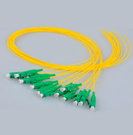 FC LC SC Singlemode Or Multimode Optical Fiber Pigtail PVC Or LSZH Out Cable