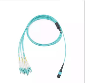 OM3 8 Çekirdekli MPO - LC Dubleks Fiber Yama Kablosu