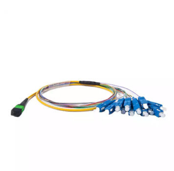 SM 12 Fiber SC FTTH Fiber Optik Pigtail 3 M MPO / MTP