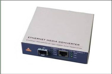 FC, SC, ST, LC optinal 10/100/1, 000M TP port hız fiber Optik Medya Dönüştürücüler için otomatik müzakere